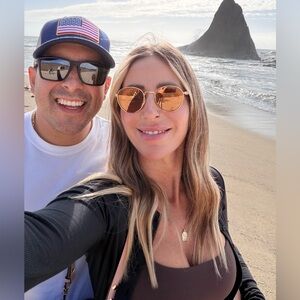 Meet your Posher, Sina